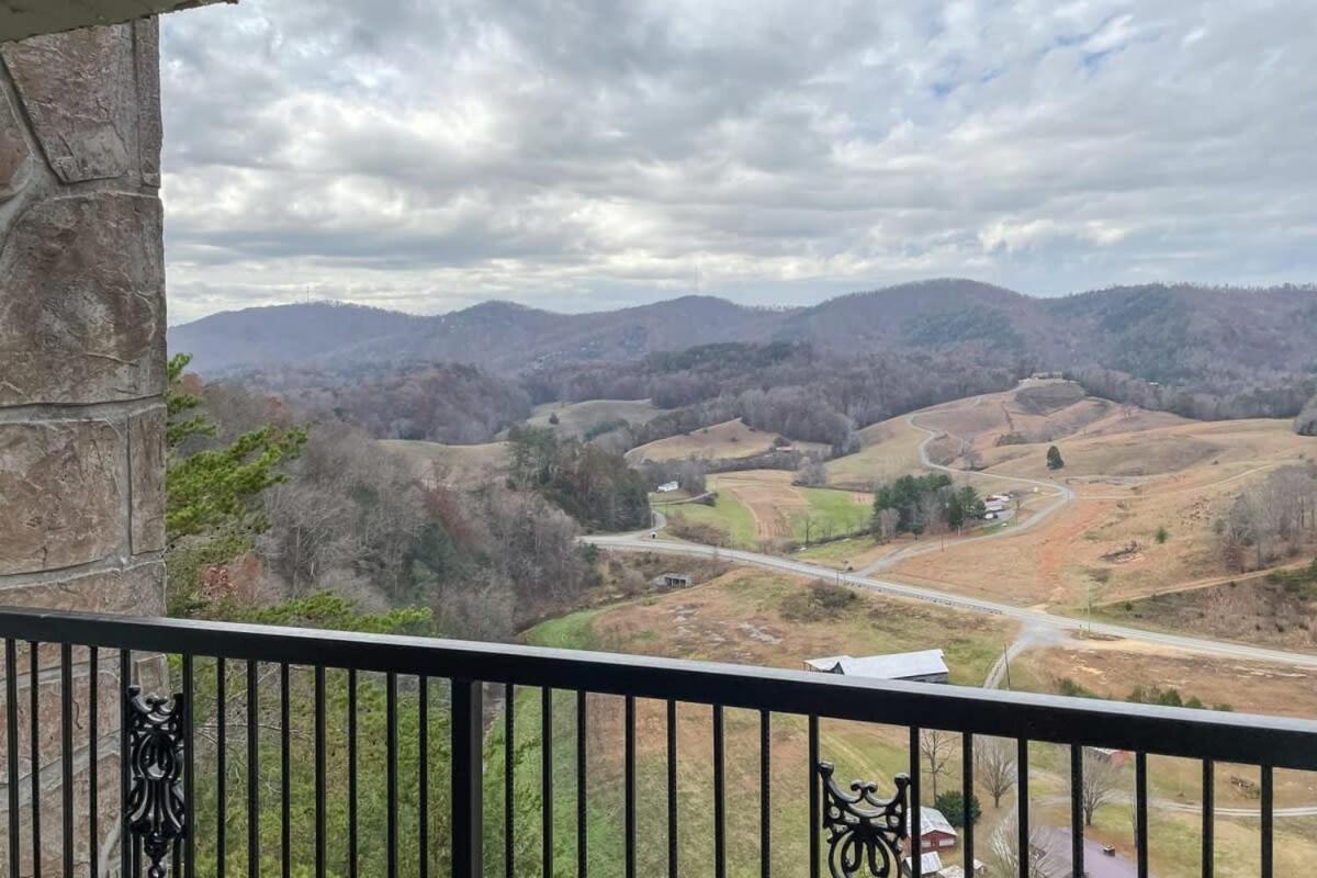Mountain Views At Dolly'S Castle Unit 7 Villa Sevierville Dış mekan fotoğraf
